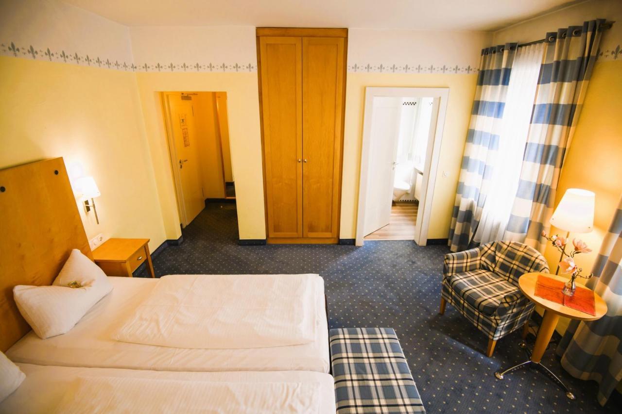 Hotel Rosenheimer Hof Траунштайн Экстерьер фото