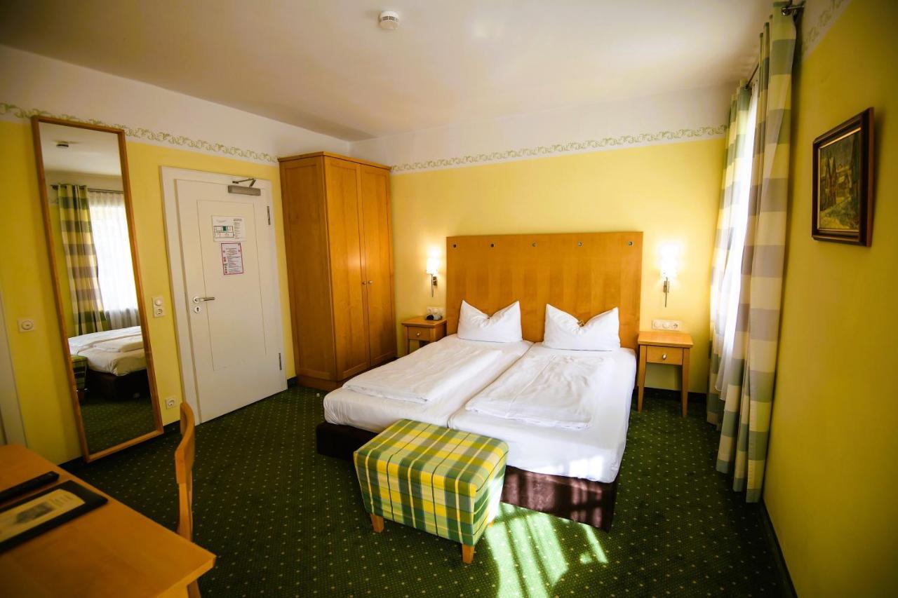 Hotel Rosenheimer Hof Траунштайн Экстерьер фото