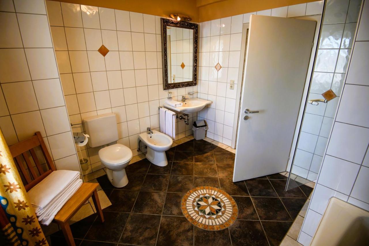 Hotel Rosenheimer Hof Траунштайн Экстерьер фото